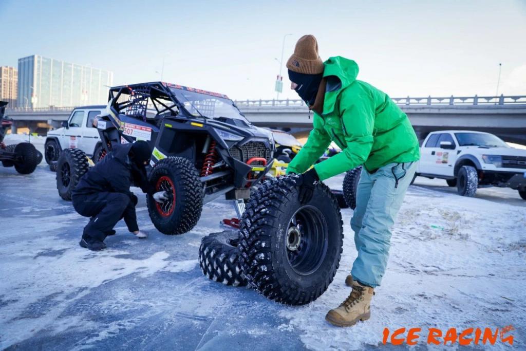 包含WRC俄西伯利亚站:冰雪覆盖,考验车手冷静的词条 包含WRC俄西伯利亚站:冰雪覆盖,考验车手冷静的词条