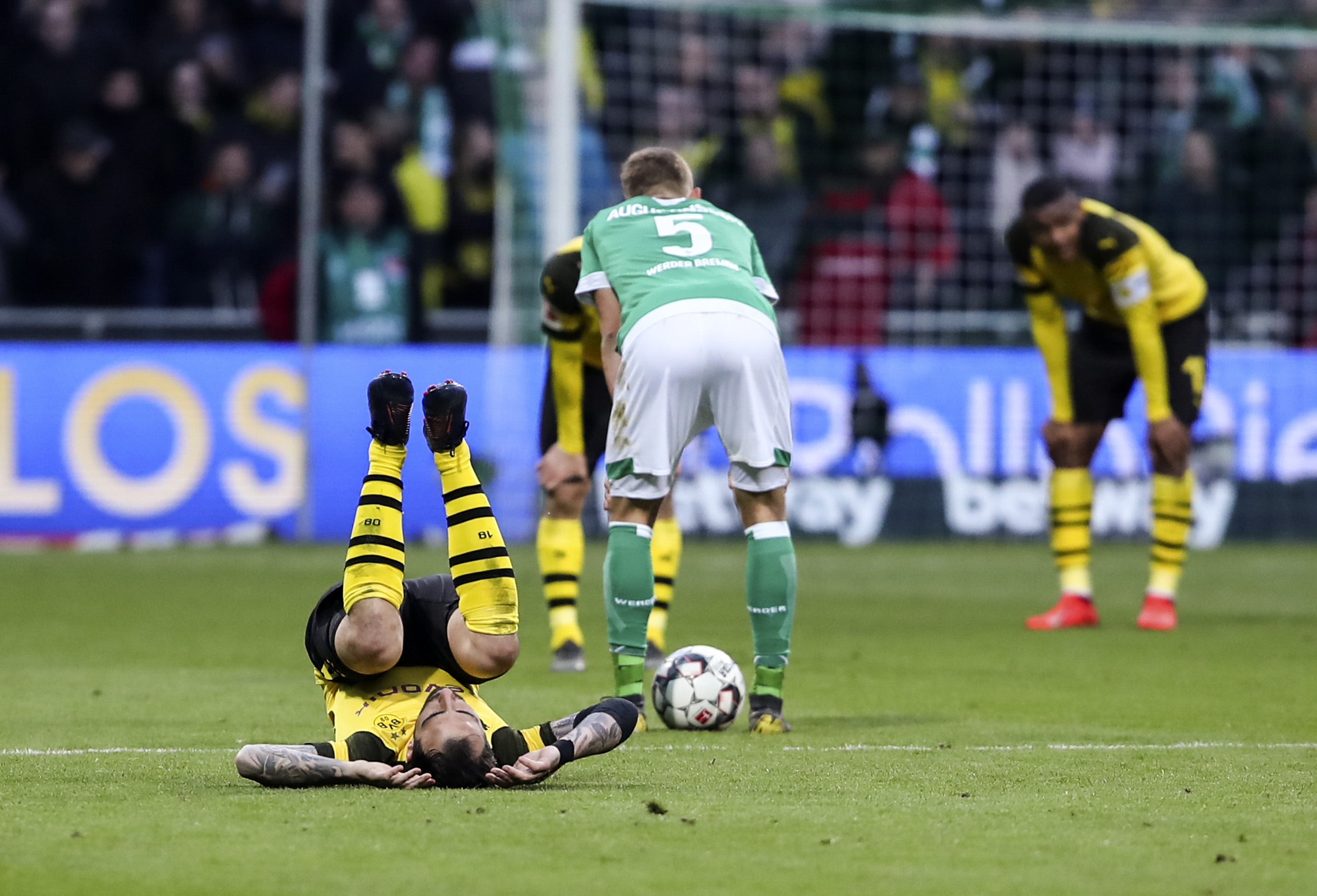 爱游戏中国官方登录入口网站-德甲裁判尺度趋于一致，比赛公平性增强