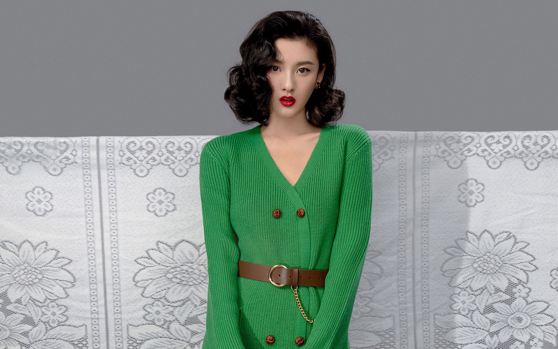 爱游戏体育平台-梅西再添个人里程碑，助巴黎登顶法甲积分榜，梅西法国巴黎