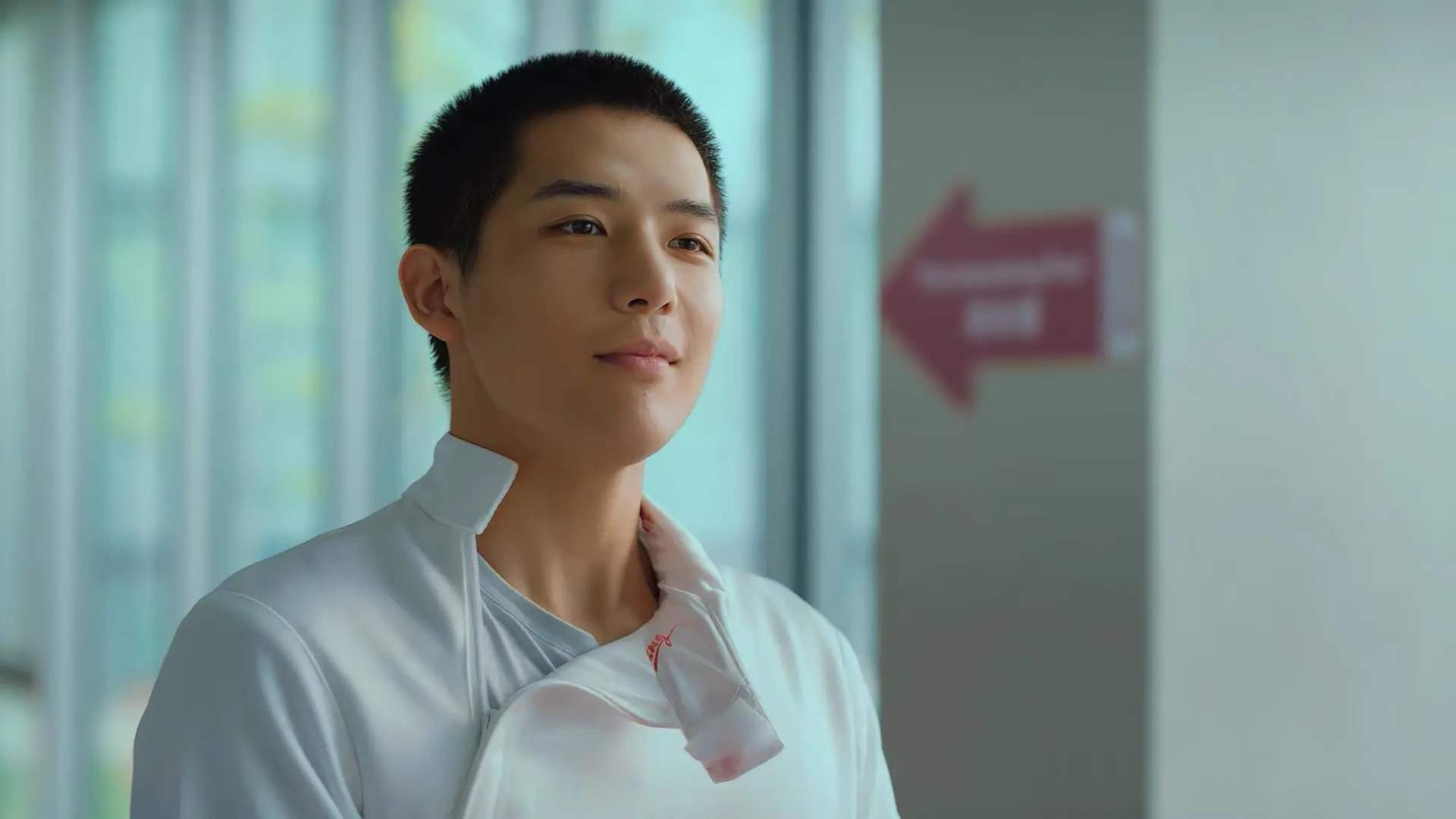 爱游戏 电竞-高性能电子系统：赛车智能化新纪元，高智能赛车游戏