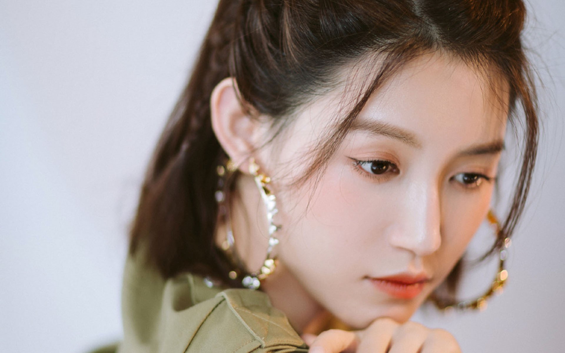 塞维利亚主场2-0战胜巴列卡诺，继续领跑西甲积分榜，塞维利亚vs巴列卡诺直播