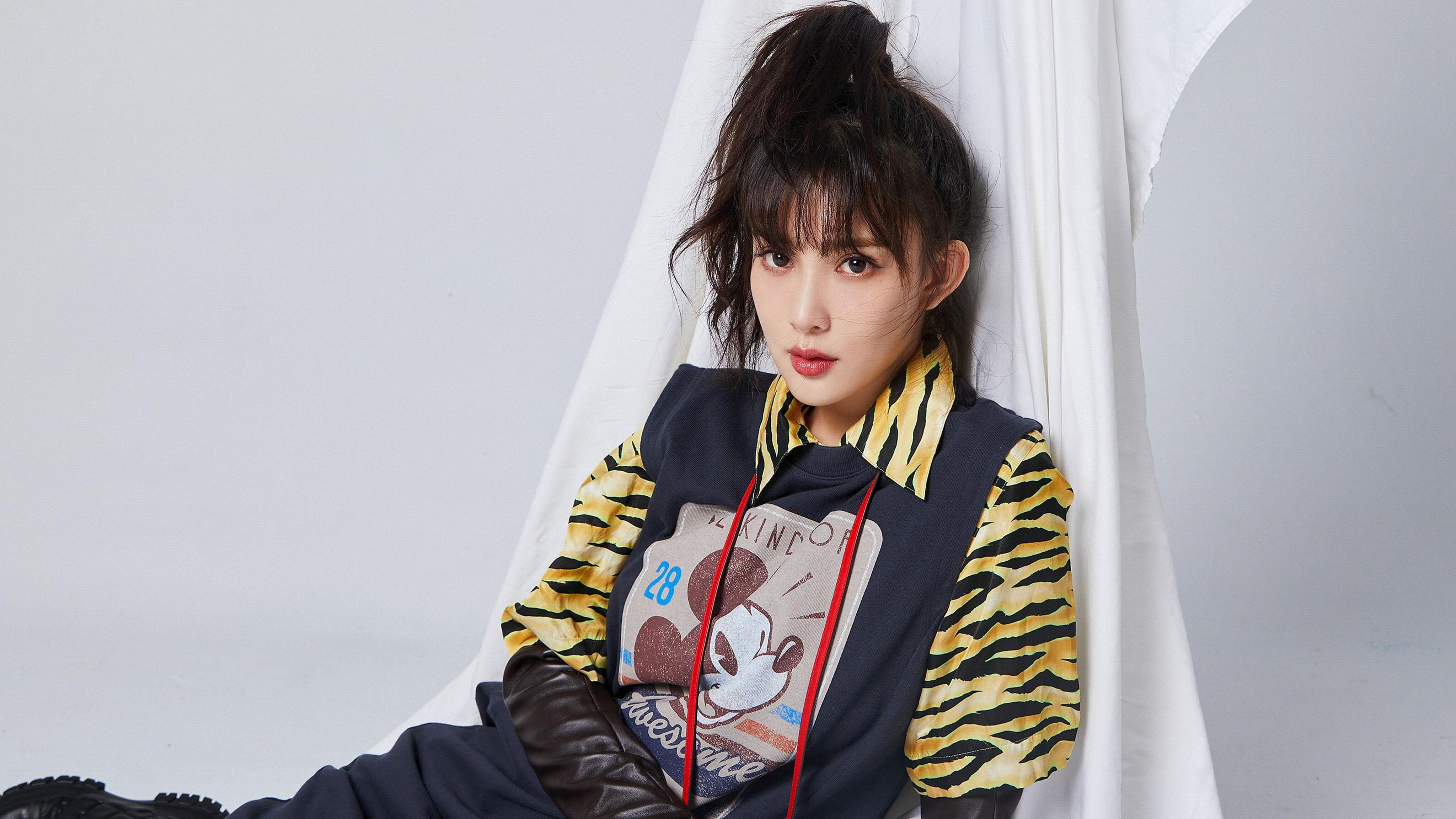 东亚杯中国队战平 球迷情绪较为复杂，东亚杯参赛球队