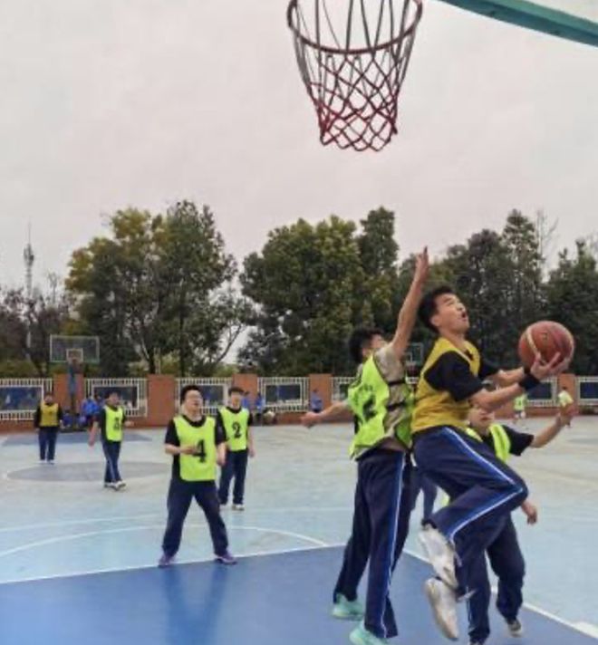 爱游戏体育:校园篮球蓬勃发展,为中国篮球注入新活力的简单介绍 爱游戏体育:校园篮球蓬勃发展,为中国篮球注入新活力的简单介绍