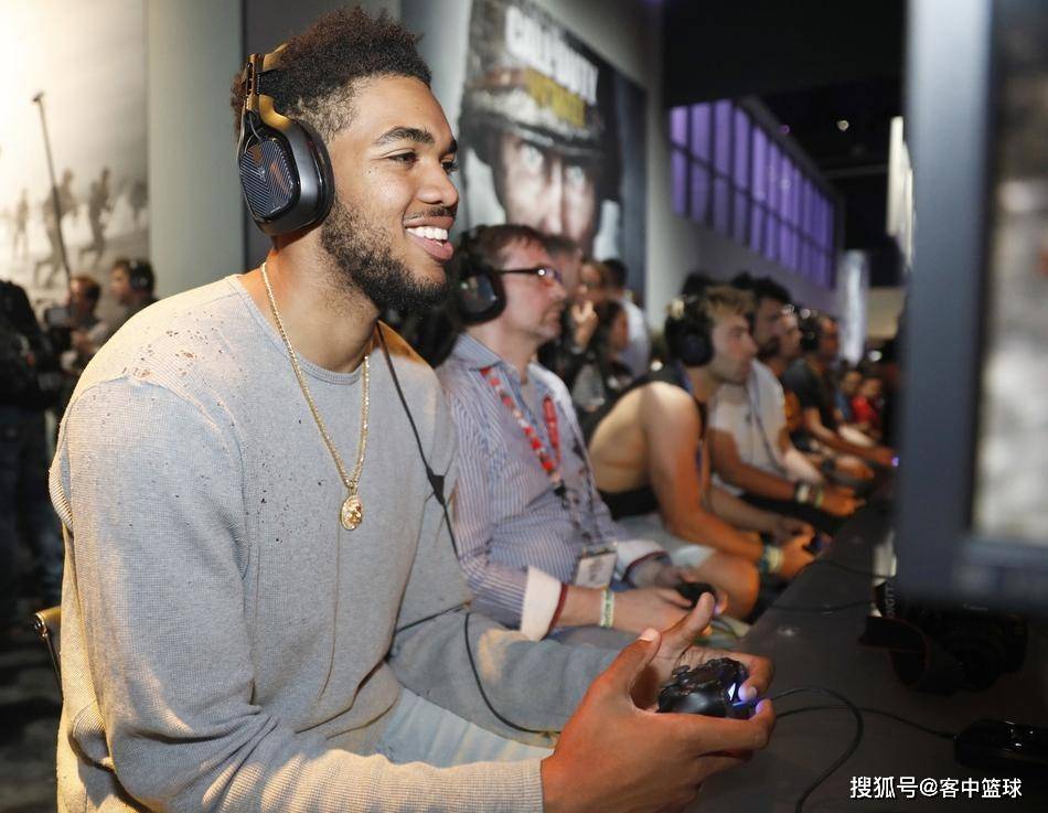 包含爱游戏体育：年轻一代的崛起：如何激发他们的潜力的词条