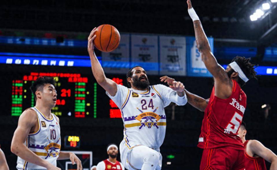 关于爱游戏体育：CBA季后赛：黑马的崛起，传统强队的危机的信息