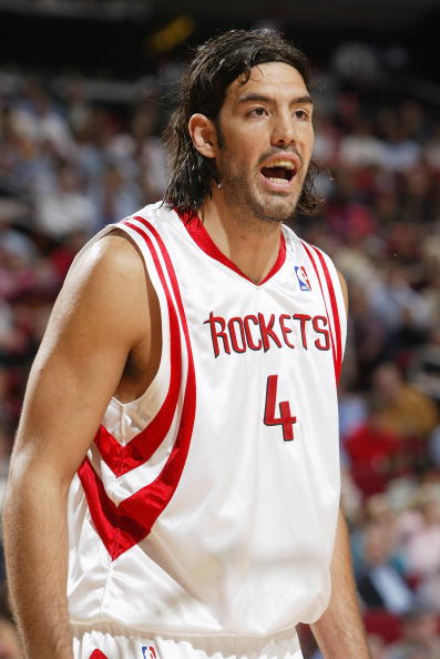 包含爱游戏体育：篮球球星的商业价值评估：如何实现商业价值与社会责任的平衡？的词条