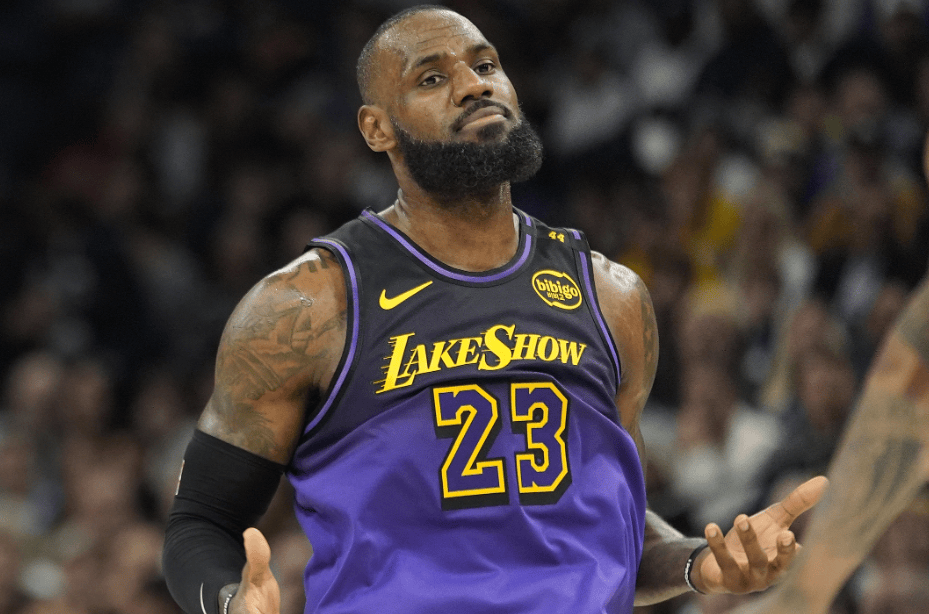 关于爱游戏体育:湖人队新赛季的希望:年轻球员的成长与老将的经验传承的信息 关于爱游戏体育:湖人队新赛季的希望:年轻球员的成长与老将的经验传承的信息