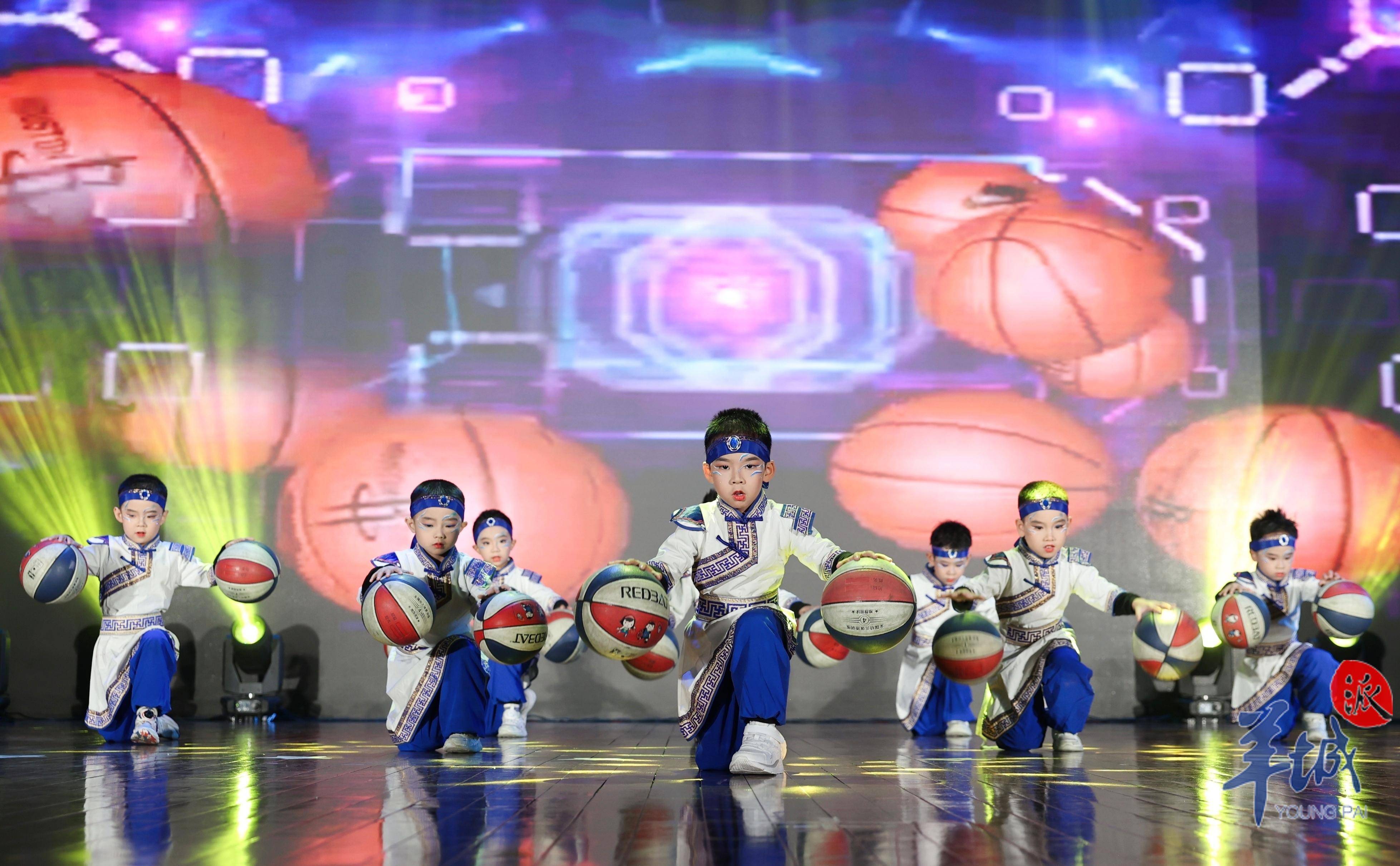 爱游戏体育:足球青训：培养未来之星的摇篮的简单介绍