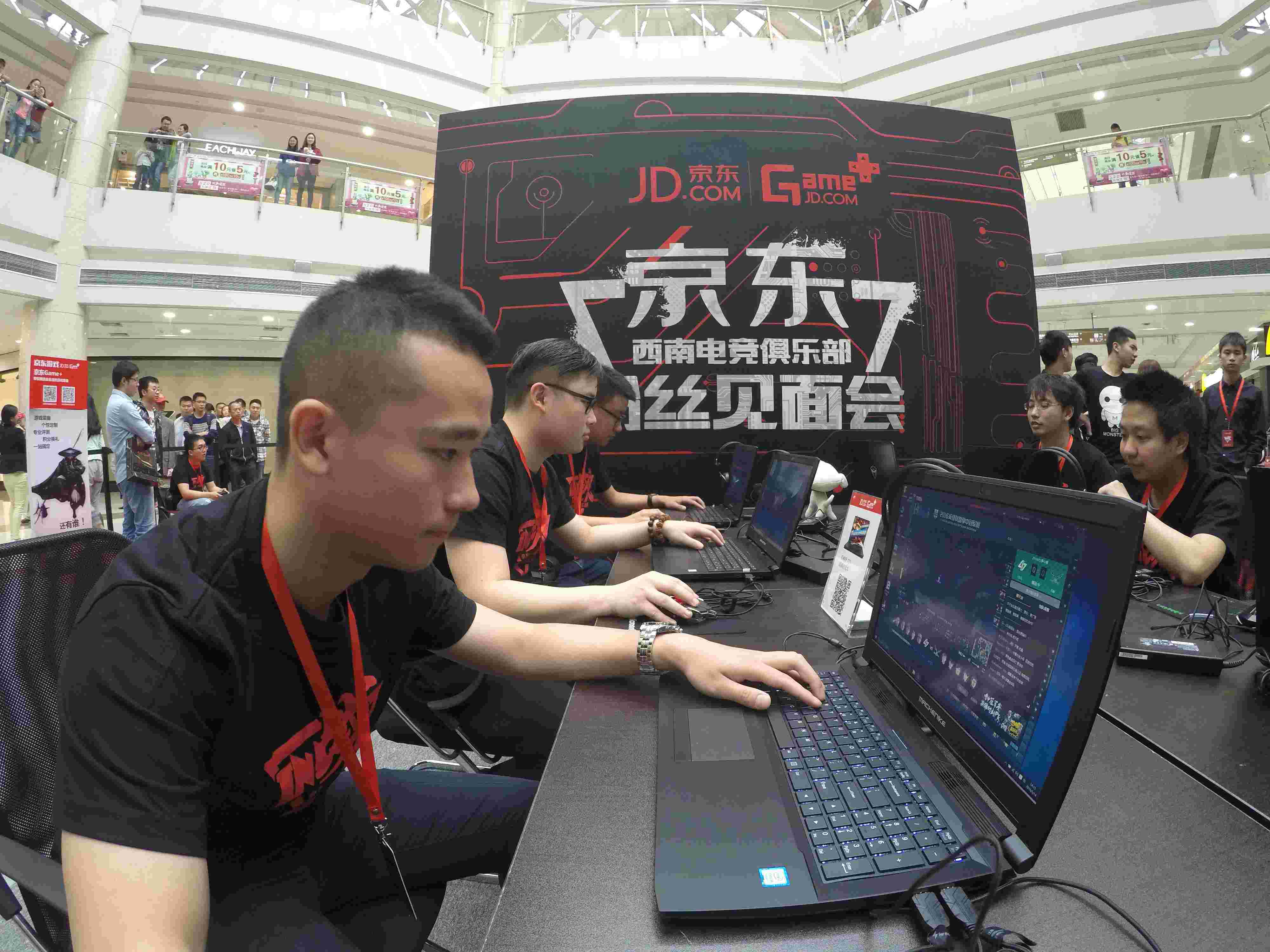 关于爱游戏体育:未来虚拟世界电竞赛事：探索新的游戏空间的信息