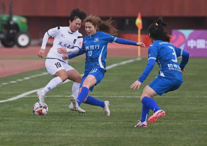 爱游戏体育:中国女足最强阵容“压力山大”,球迷:别“紧张”,输了也没关系!的简单介绍 爱游戏体育:中国女足最强阵容“压力山大”,球迷:别“紧张”,输了也没关系!的简单介绍